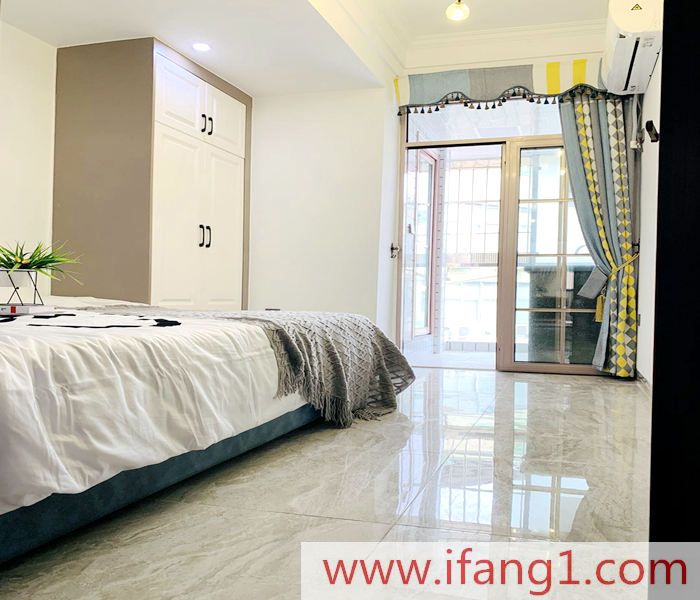 <a href=/longhua/ target=_blank class=infotextkey>大浪小產(chǎn)權房出售</a>：富麗華庭