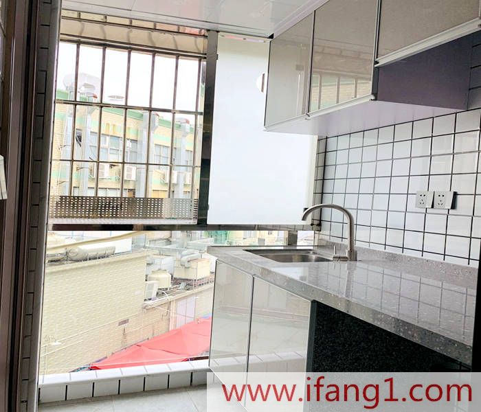 <a href=/longhua/ target=_blank class=infotextkey>大浪小產(chǎn)權房出售</a>：富麗華庭