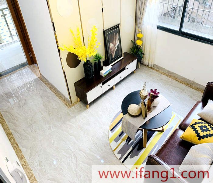 <a href=/longhua/ target=_blank class=infotextkey>大浪小產(chǎn)權房出售</a>：富麗華庭
